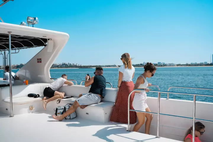 How to Rent a Boat for a Corporate or Private Event