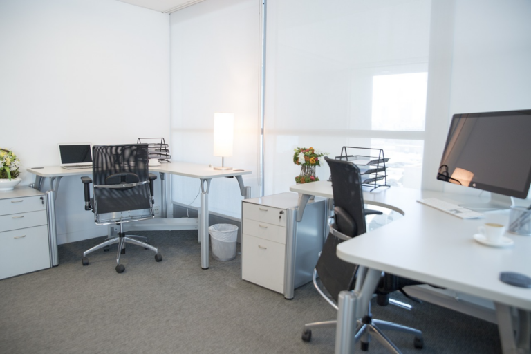 How Businesses Can Stay Organized During Office Relocations