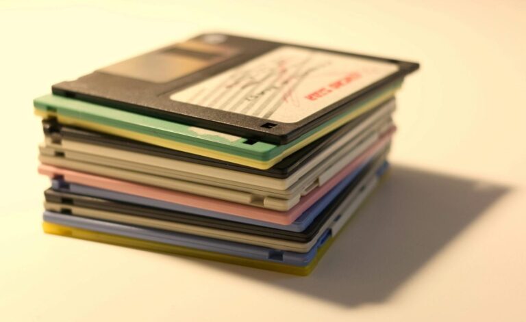 How To Organize Your Documents With Pocket Folders