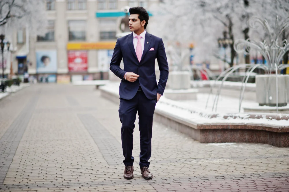 The Dubai Airport-to-Dinner Outfit Formula: Looking Luxury Without Overthinking It