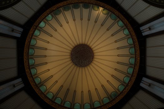 Beyond the Plain White Box: Rethinking Your Ceiling&rsquo;s Role