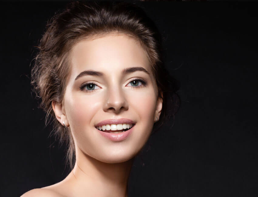 Transform Your Smile: Exploring the Latest Trends in Hollywood Smile Makeovers