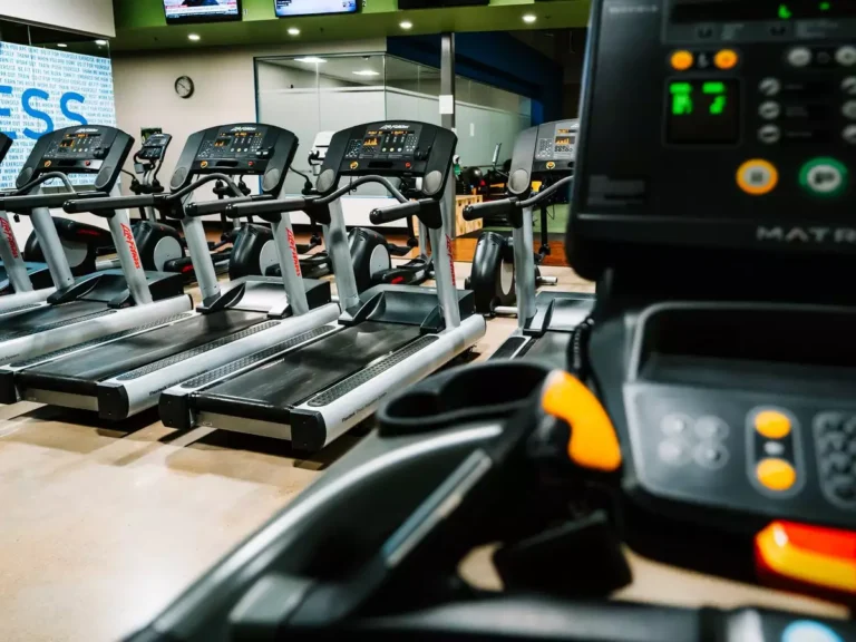 Buy the best treadmills for home use in India