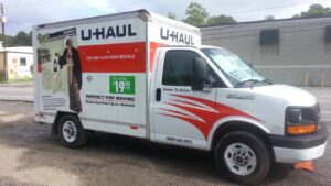 What Items Can a 10 ft Uhaul Truck Carry