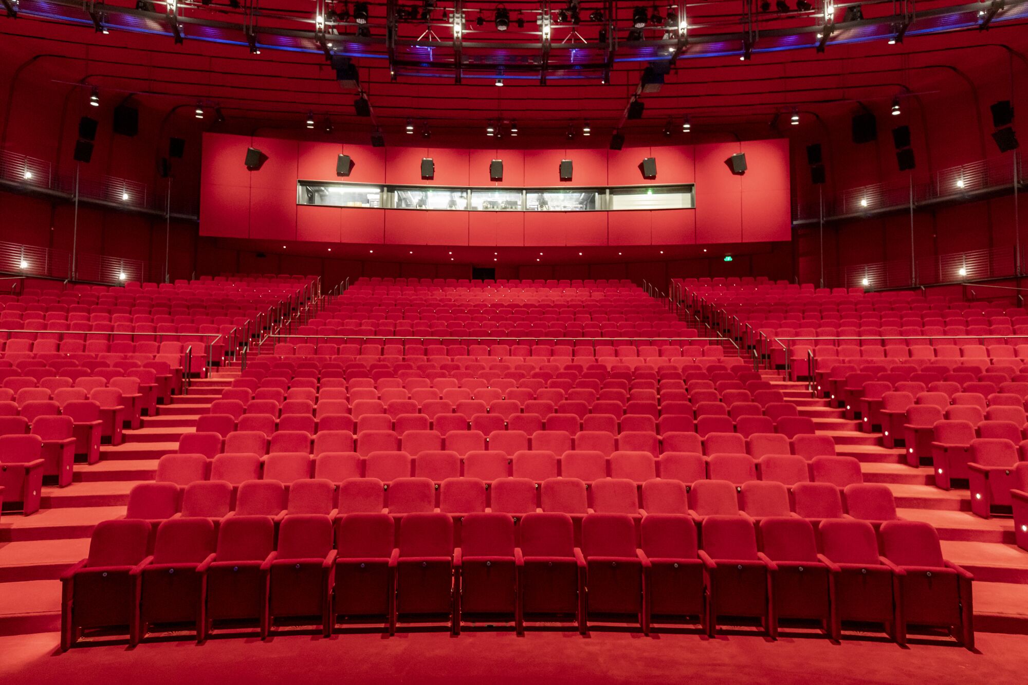 Choosing the Right Auditorium Seating: Factors to Consider