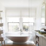 6 Great Storage Ideas for Your Narrow Bathroom