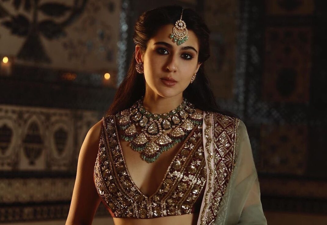 Know The Latest Necklace Trends This Season