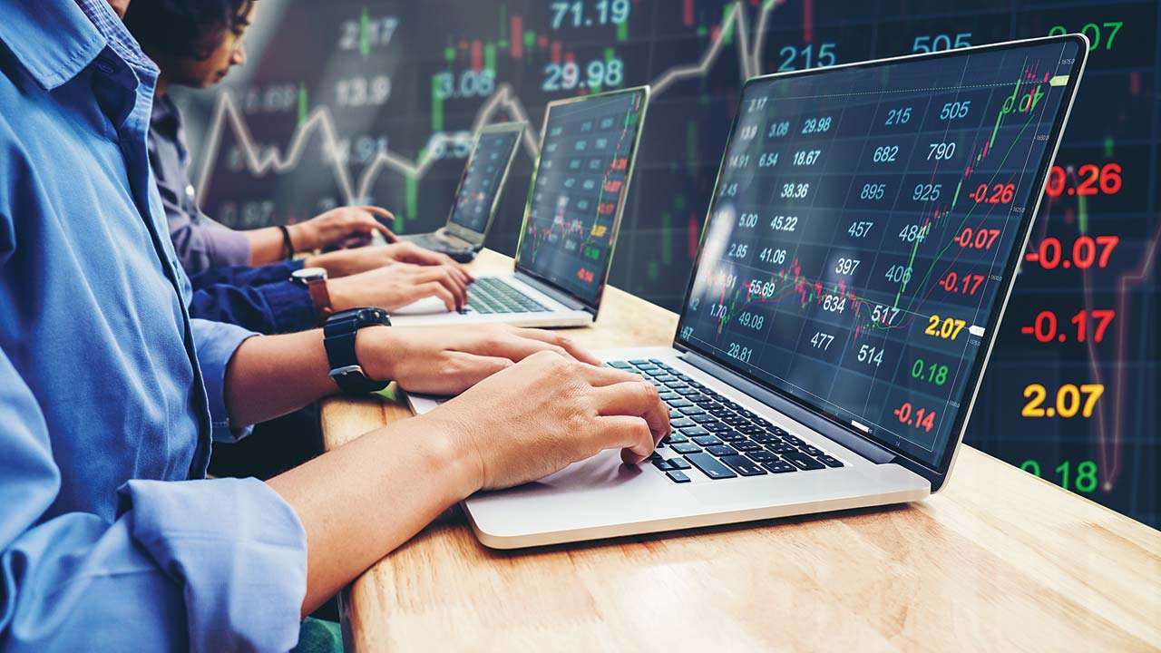 How to learn trading from the experienced traders