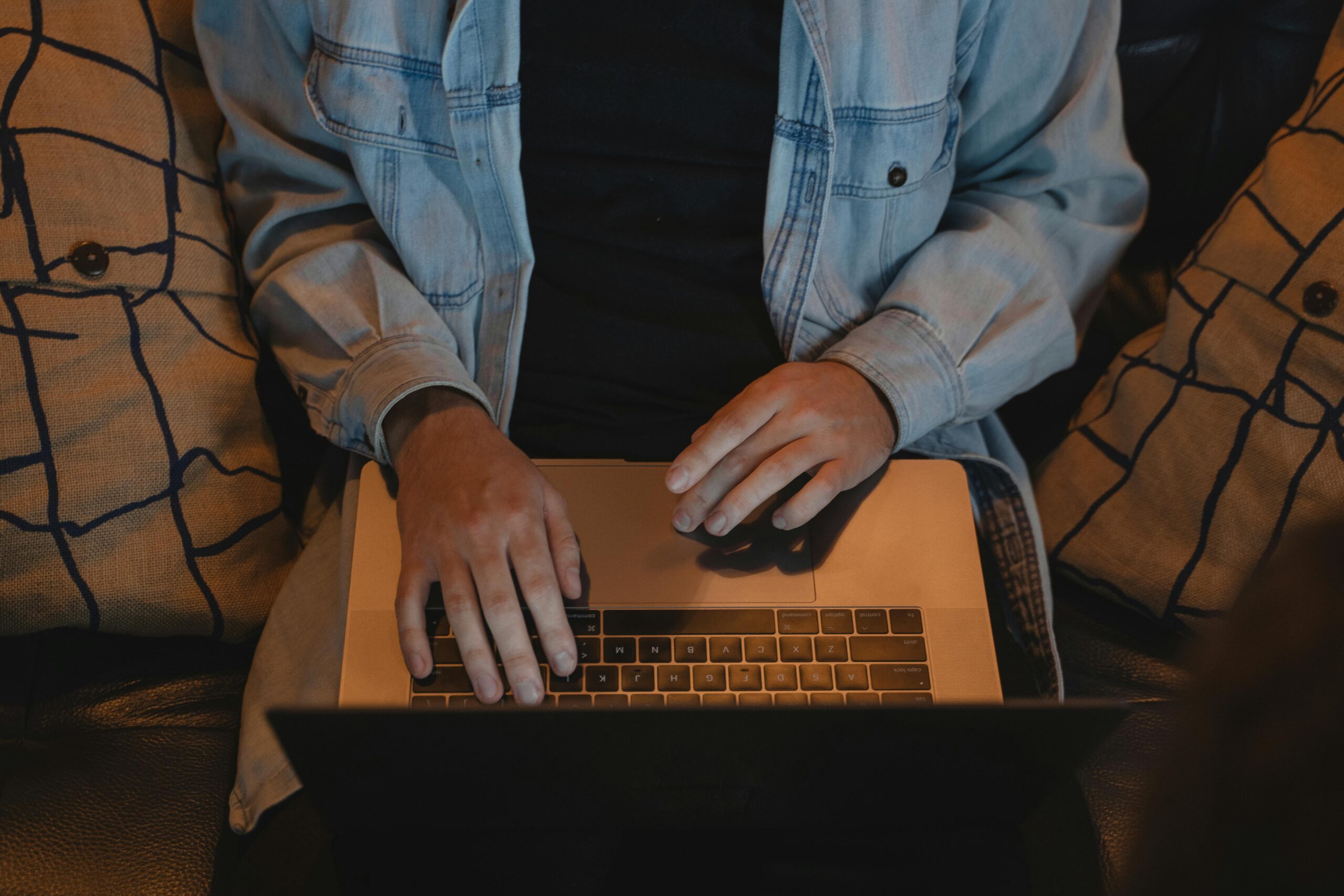 What Actually Makes Online Casinos Feel Different From Each Other?